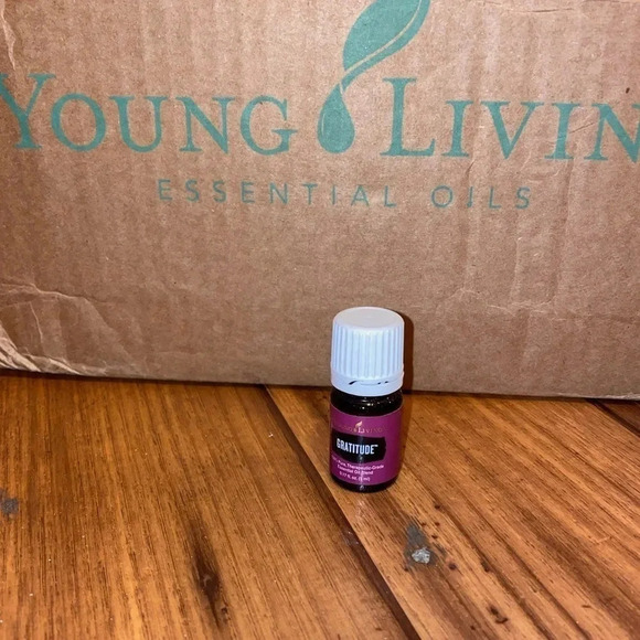 Young Living Gratitude Essential Oil 5 ml‎ - Picture 1 of 3